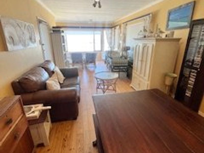 ocean breeze retreat , spacious holiday home with ocean views. - Photo 6