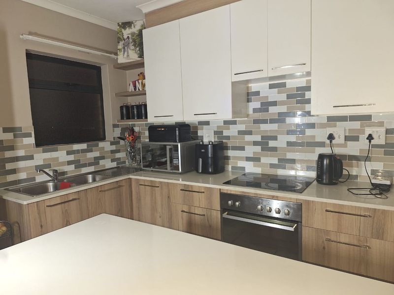 Modern 2-Bedroom Apartment for Sale in Die Hoewes, Centurion  Brand-New Development | Secure Estate Living | Prime Central Location - Photo 4