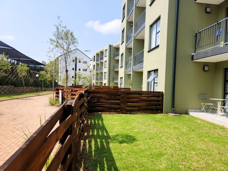 Furnished Ground Floor 3 Bedroom 2 Bathroom Apartment for Rent in Green Park Lifestyle Estate - Photo 2