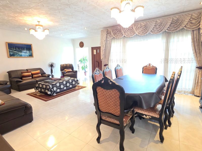 Modern Dual Section Home for Sale in Erasmia - Photo 4