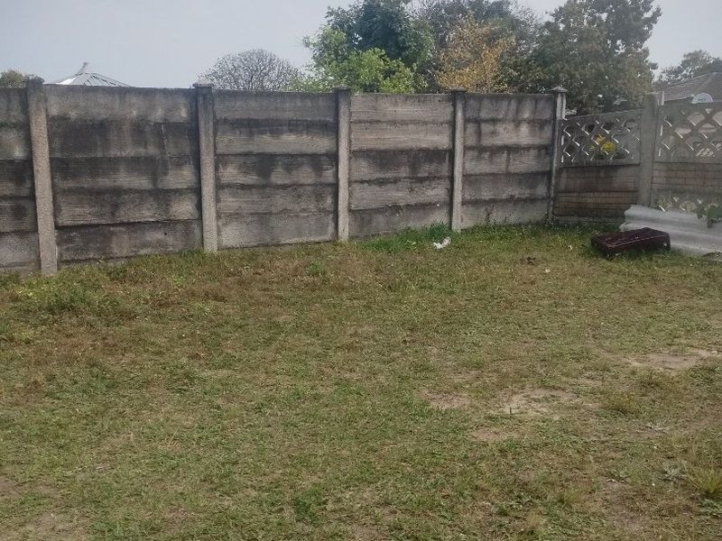 3 bedroom house for sale in Esikhawini. - Photo 5