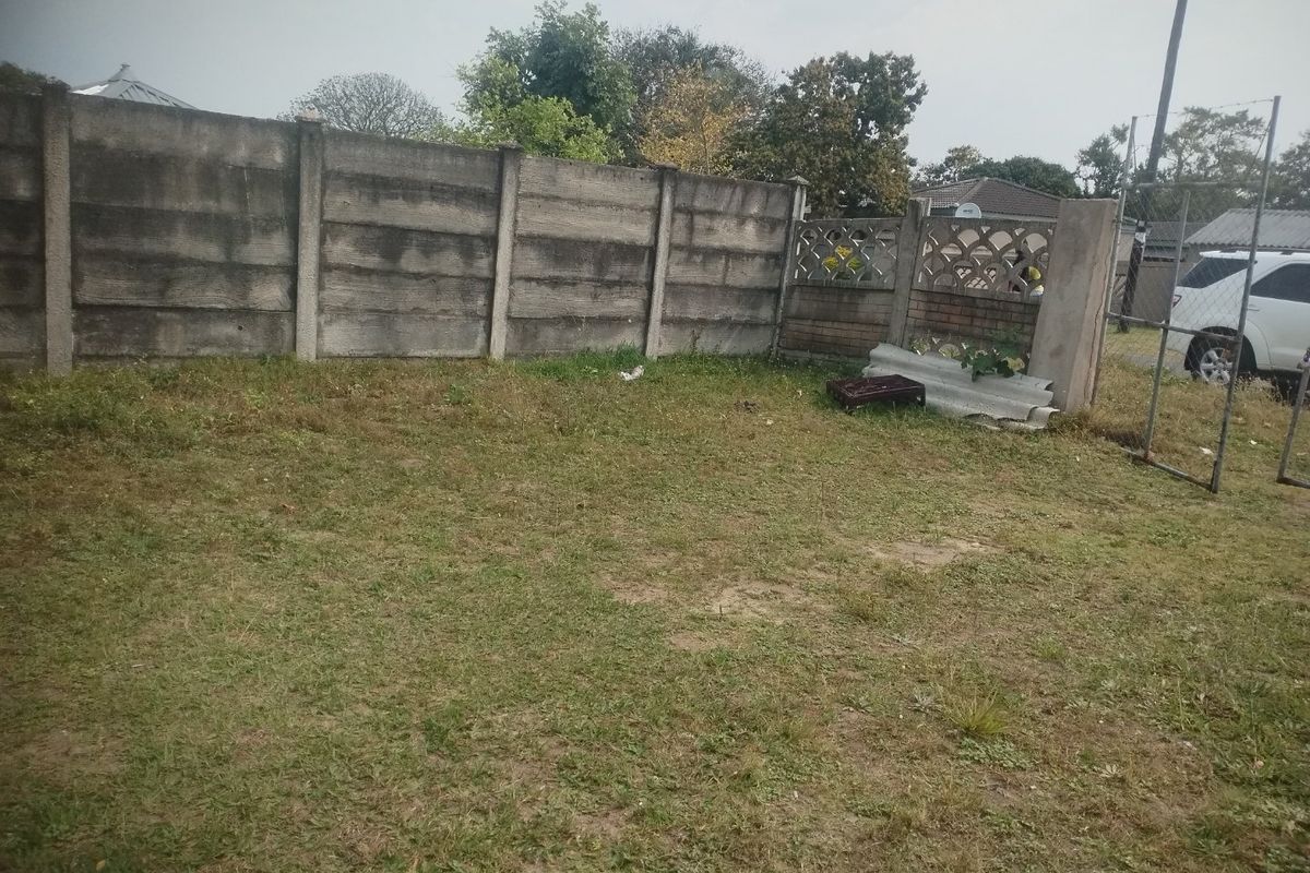 3 bedroom house for sale in Esikhawini. - Photo 4