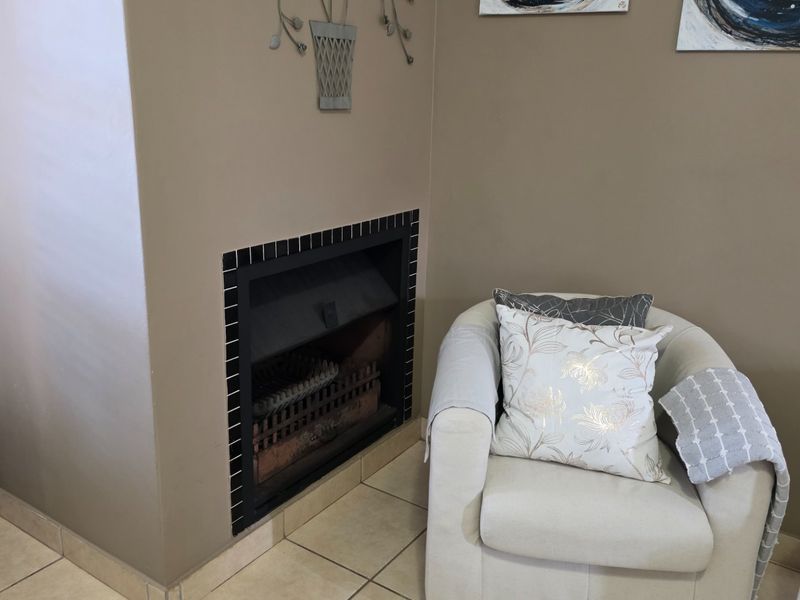 Popular Neighborhood... Between Mossel Bay and Hartenbos... Well Priced !!! - Photo 7