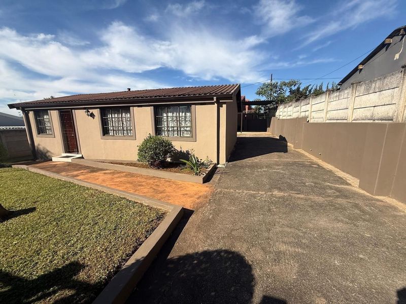 Your Peaceful Family Sanctuary Awaits! - Photo 3