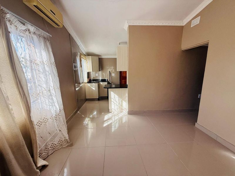 Your Peaceful Family Sanctuary Awaits! - Photo 6