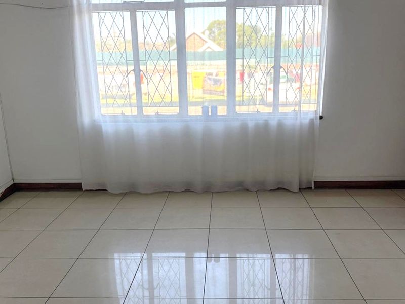 Lock up, Go and love where you live.. - Photo 9