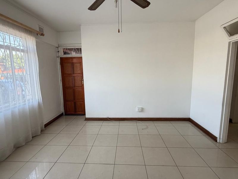 Lock up, Go and love where you live.. - Photo 7