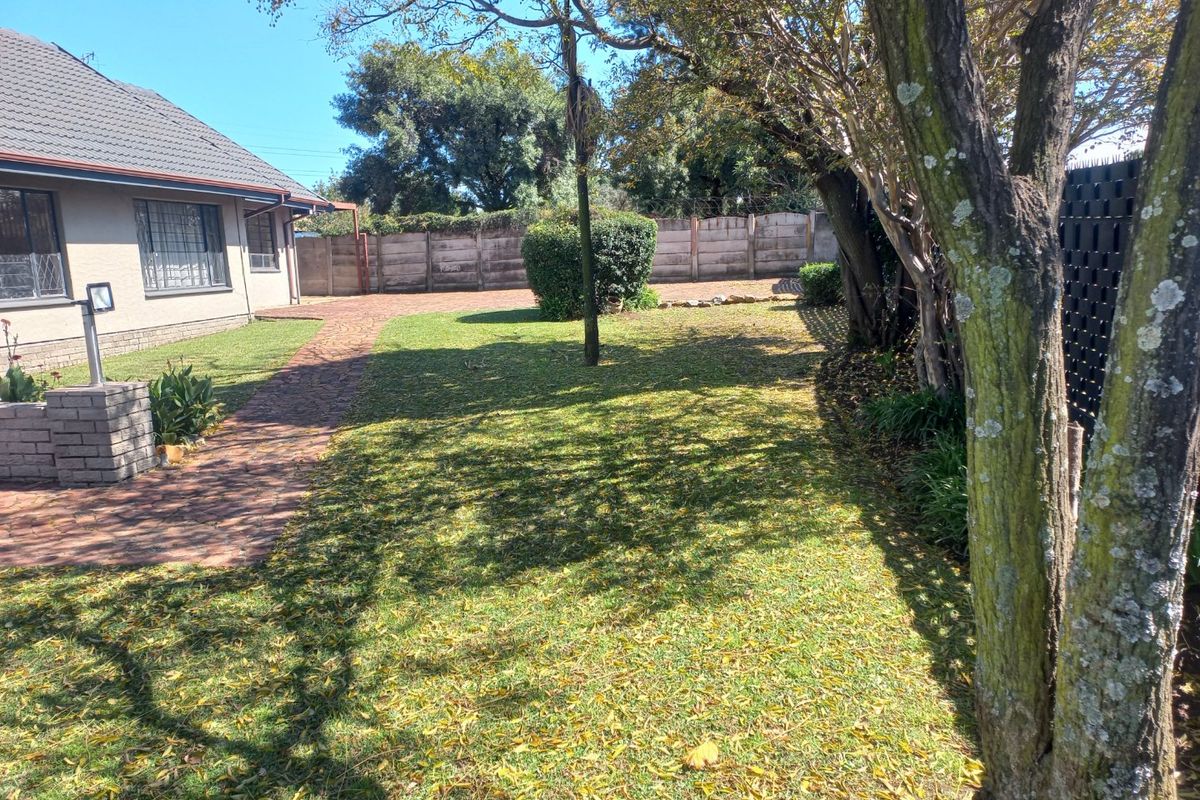 3-Bed Family Oasis in Boksburg South - Photo 3