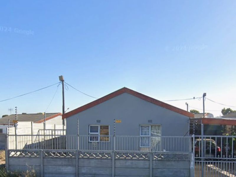 Lovely 3 Bedroom Home in Weltevreden Valley  - Photo 2