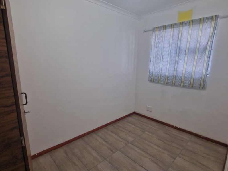 Lovely 3 Bedroom Home in Weltevreden Valley  - Photo 8