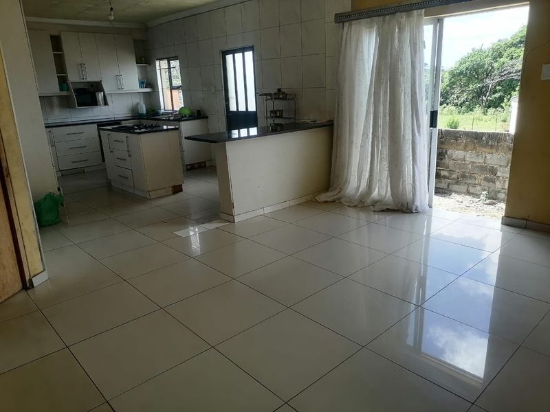 0 Bed House in Mandlazini for Sale - Photo 7