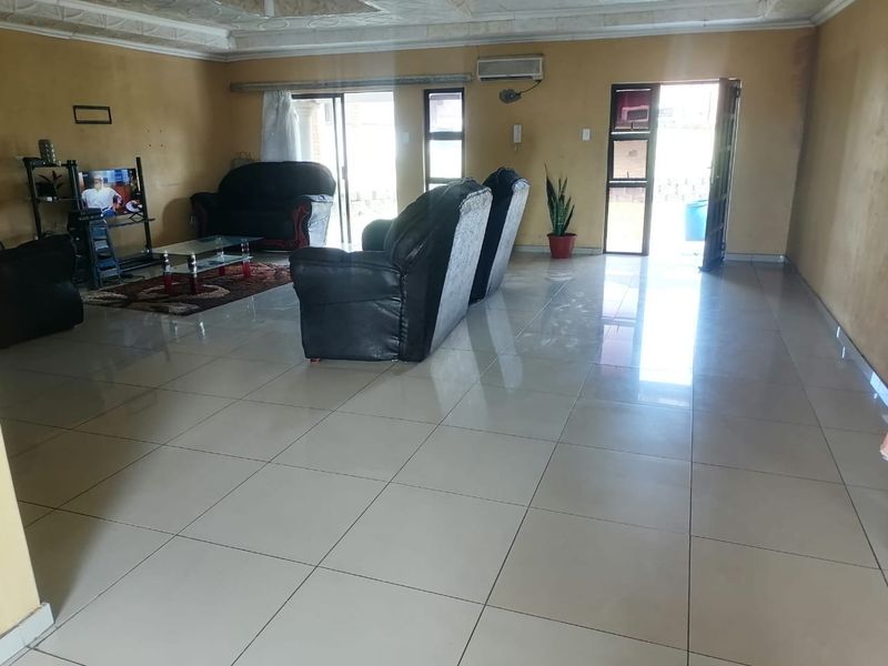 0 Bed House in Mandlazini for Sale - Photo 6