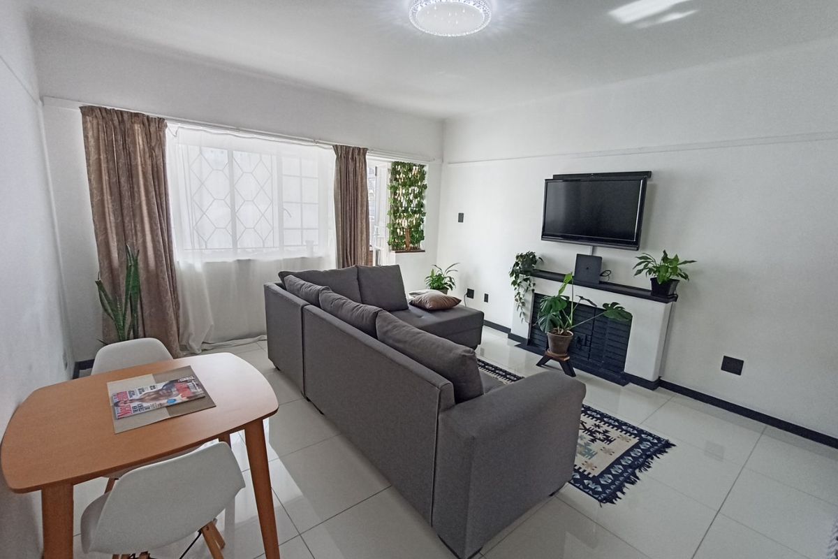 FURNISHED: The perfect Lock-up-and-go 1 bed apartment - Photo 3