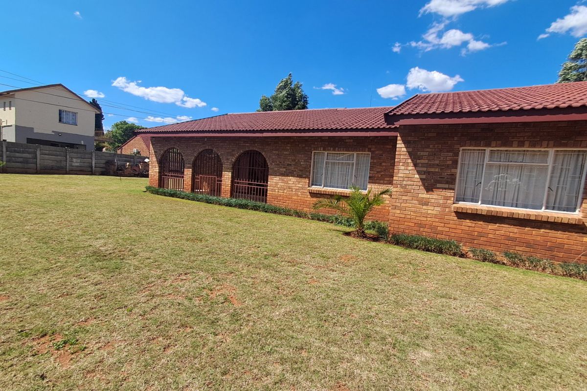 4 Bedroom house for sale in Flamwood  - Photo 4