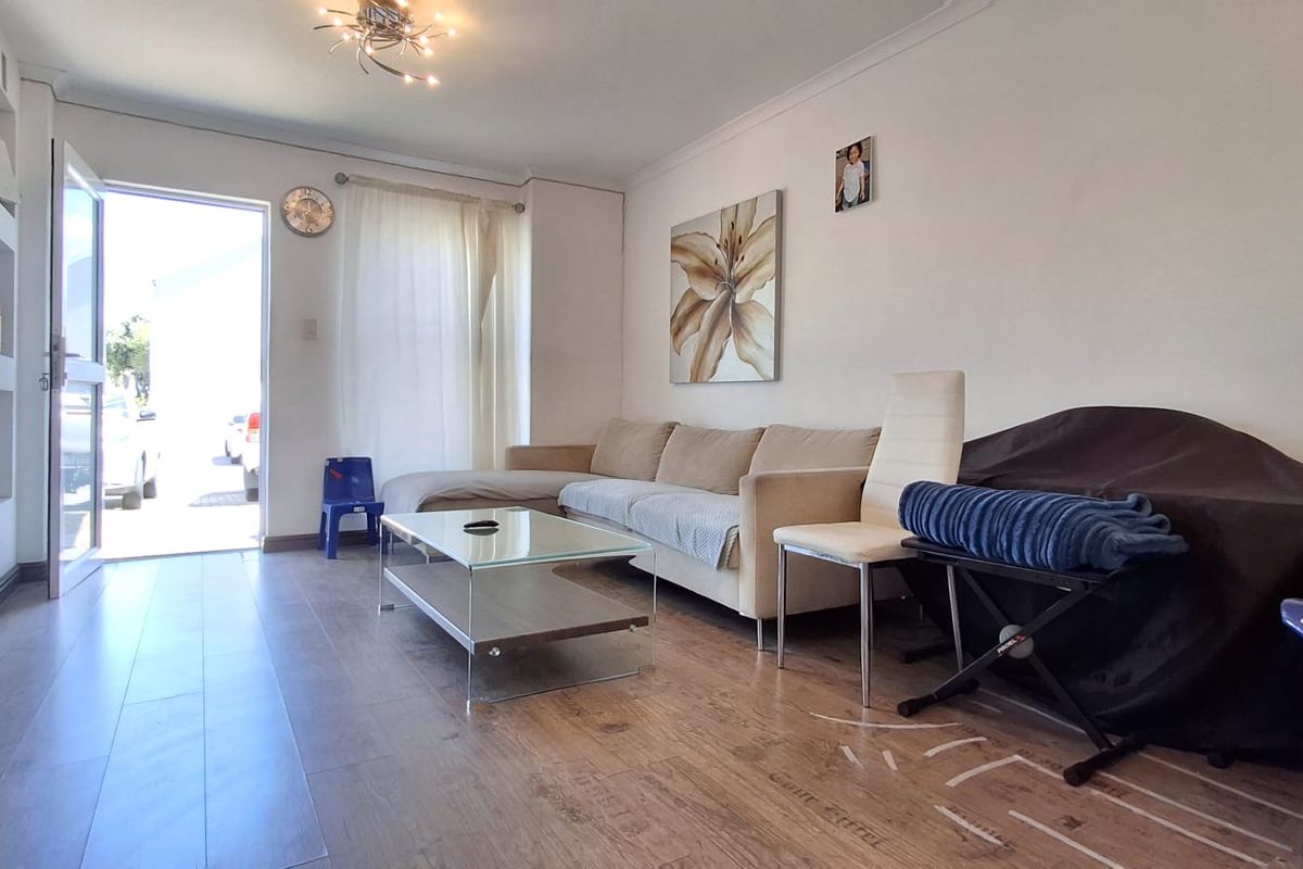 Sought after Bergzicht Home - Photo 3