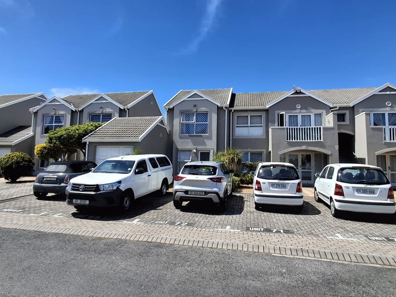 Sought after Bergzicht Home - Photo 2