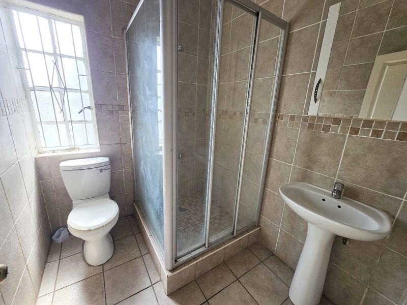 2-Bedroom Apartment to Rent in Stanger Central - Photo 6