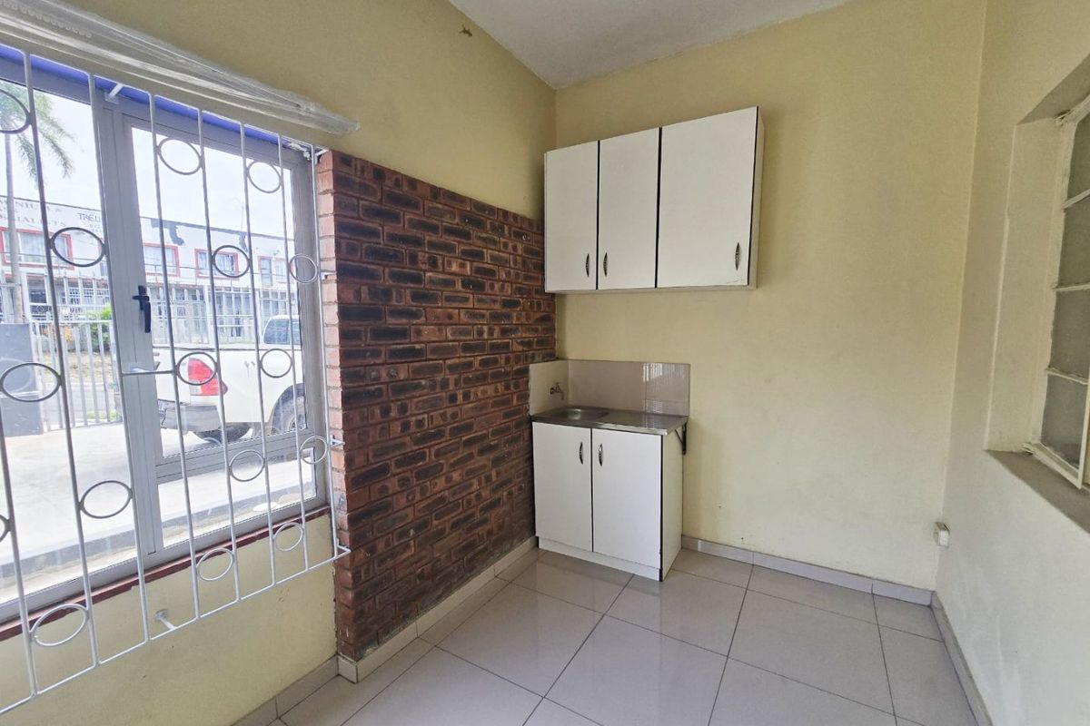 2-Bedroom Apartment to Rent in Stanger Central - Photo 4