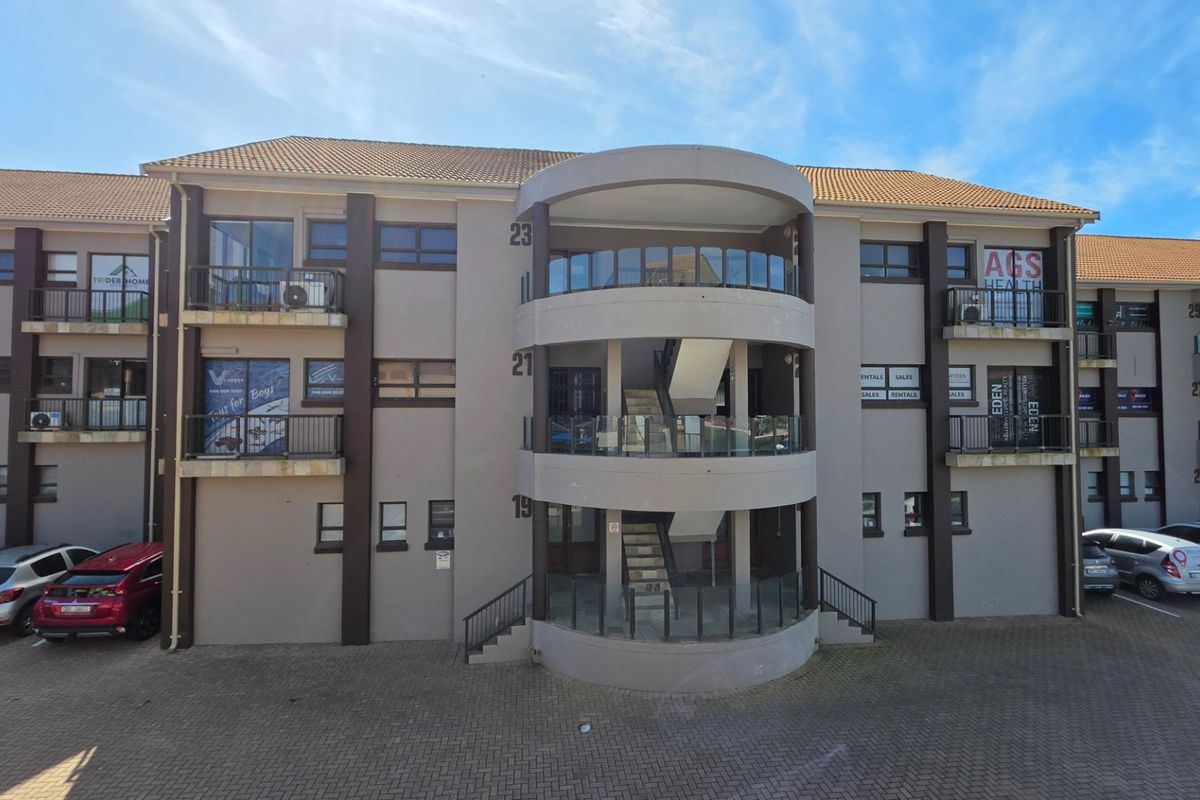 Commercial Property... Diaz Office Park... Diaz Beach !!! - Photo 4