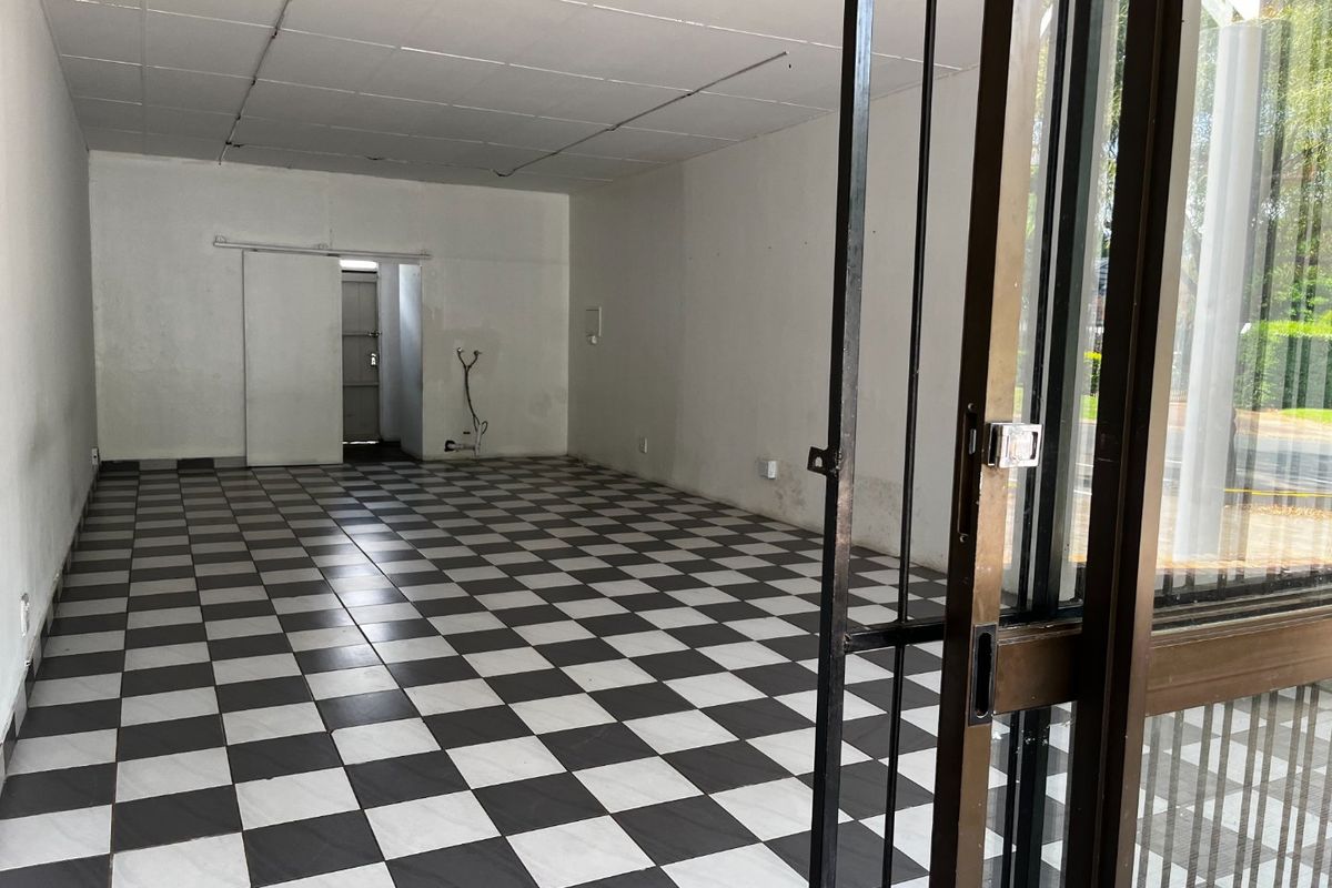 Shop to Let in Schoemansville - Photo 4