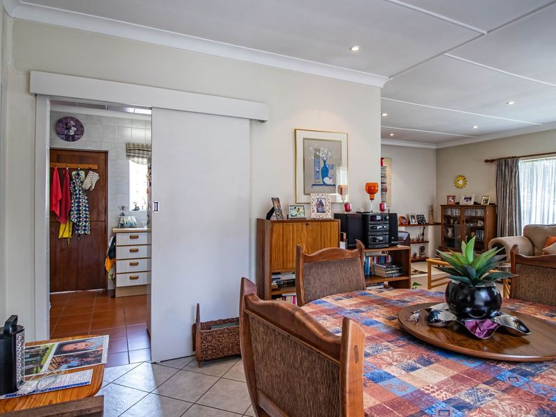 Lovely Family home for sale in sought after boomed area - Photo 10