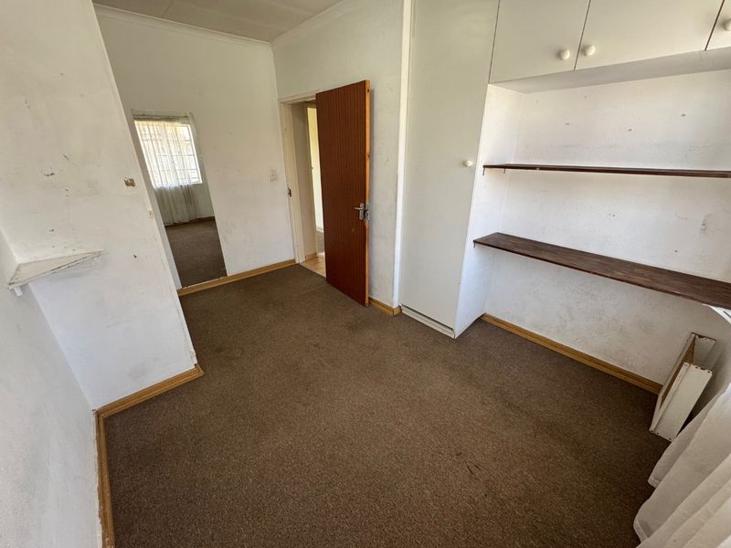 Modern 2-Bedroom Home – - Photo 7