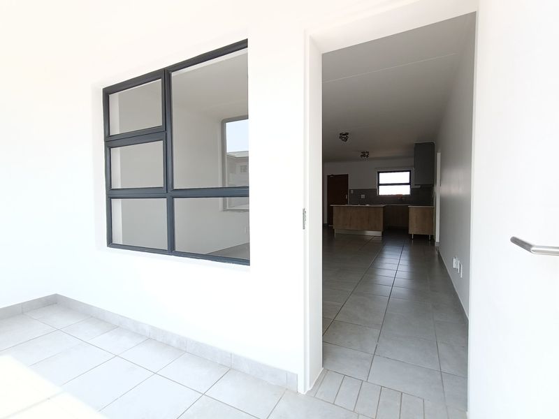 Modern 2-Bedroom Apartment | First Floor | Olive Wood North - Photo 8