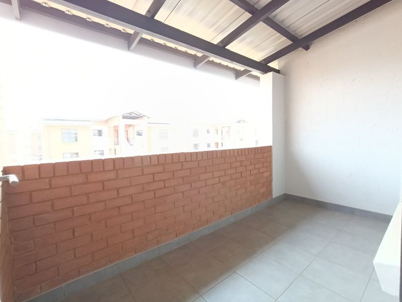 Modern 2-Bedroom Apartment | Second Floor with Open Balcony | Olive Wood North - Photo 10