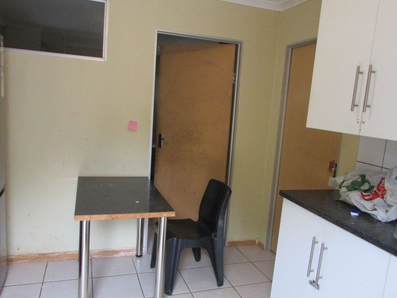 16 Bedroom Accredited Student Accommodation - Photo 9