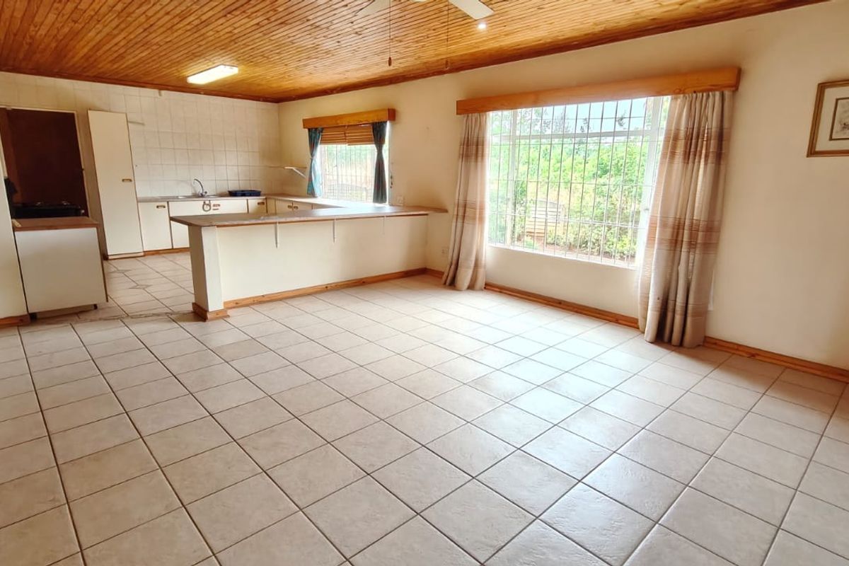 Beautiful 4-Bedroom, 3-Bathroom Home for Sale in Vaal Marina - Photo 5