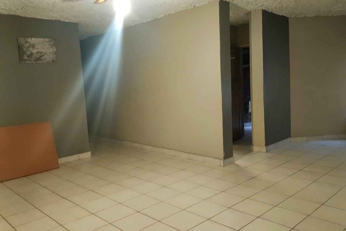 3 Bedroom Townhouse for Sale - Photo 4