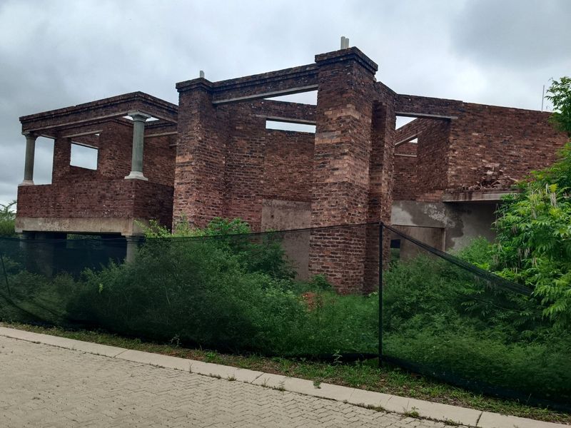 Incomplete 7-Bedroom House for Sale in Celtic Lodge Estate - Photo 8