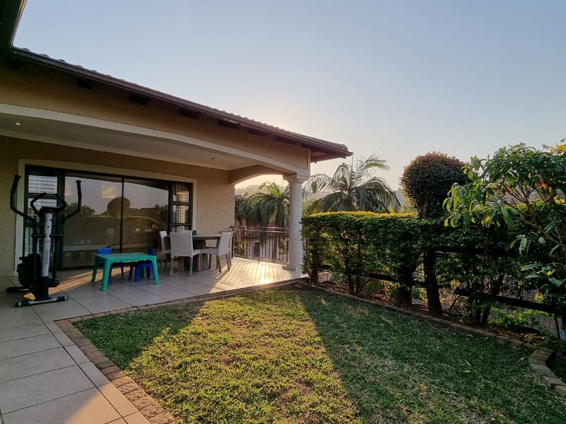 Beautifully Renovated on Sienna  - Photo 4