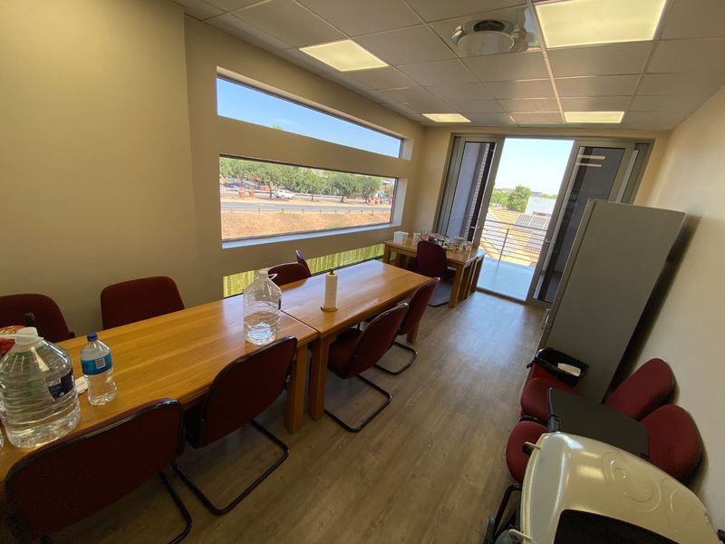 Prime Office Space To Let In Midrand - Photo 6