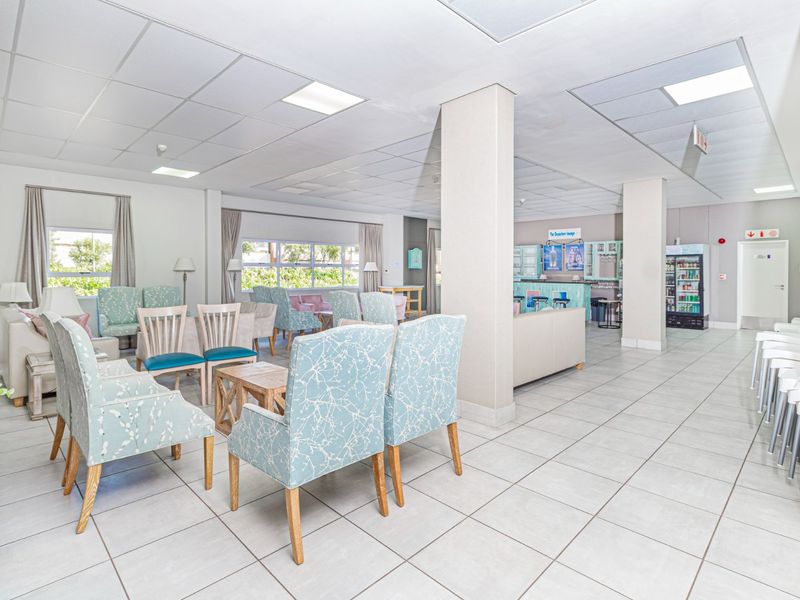 Welcome to La Vie Nouvelle   - Broadacres - Photo 7