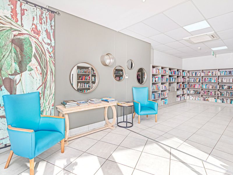 Welcome to La Vie Nouvelle   - Broadacres - Photo 3