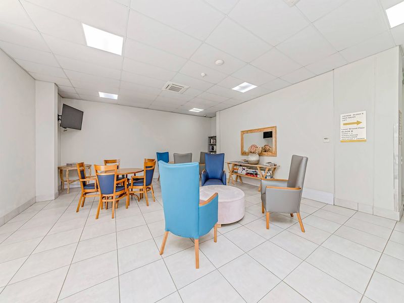 Welcome to La Vie Nouvelle   - Broadacres - Photo 4