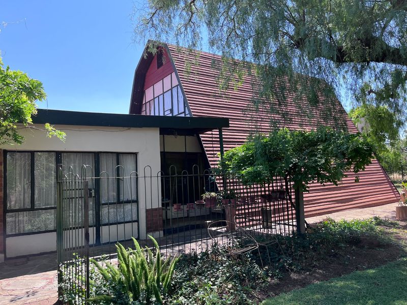 4 Bed Farm in Theoville for Sale - Photo 3