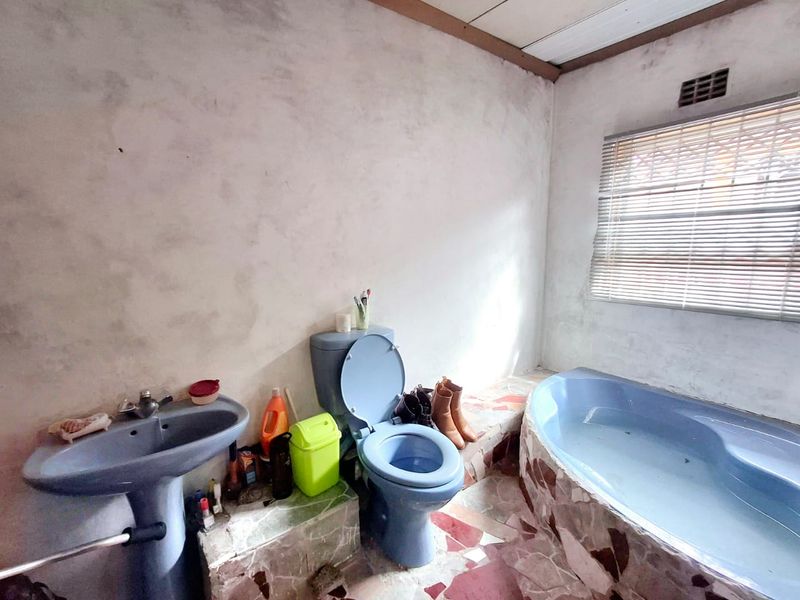 3 Bedroom house in Mdantsane NU 17 - Photo 8
