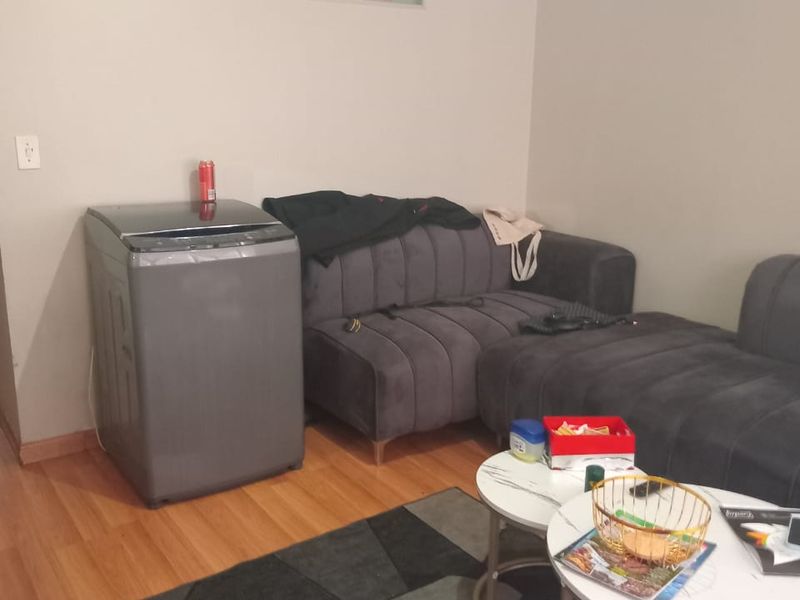 Stylish  1 bedroom apartment in the heart of Johannesburg - Photo 5