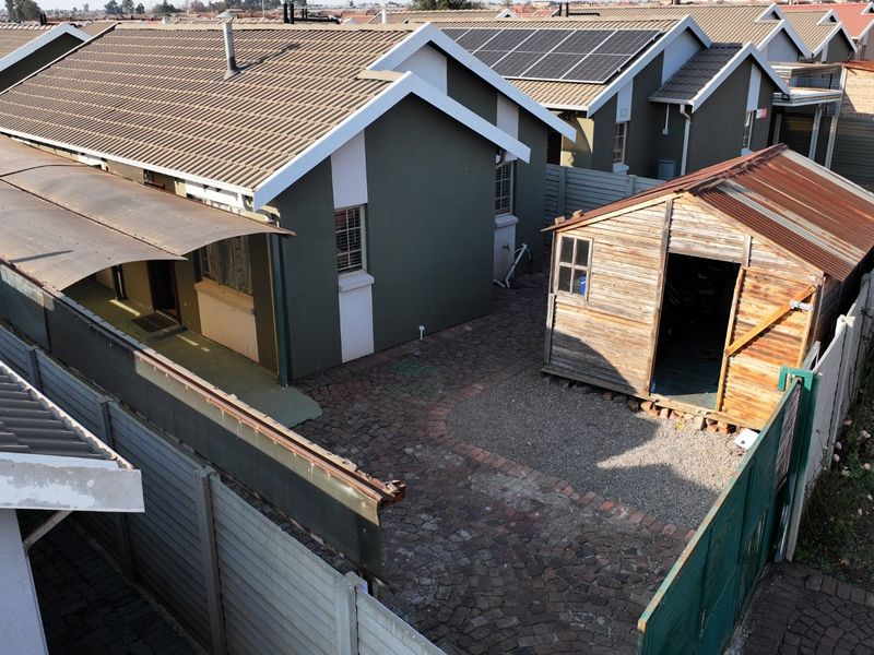 Stunning 3Bedroom House for Sale in Sky City - Photo 4