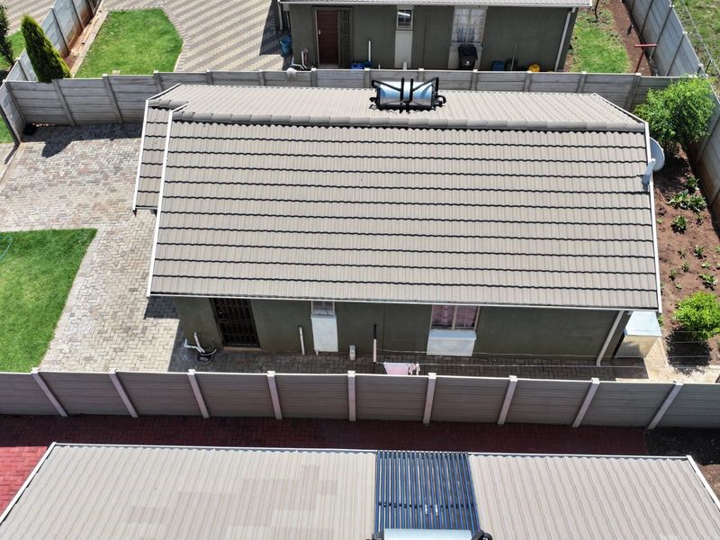 Spacious 3Bedroom House for Sale in Sky City - Photo 4