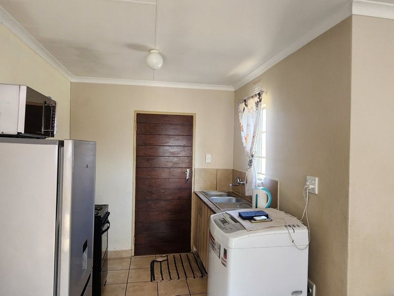Spacious 3Bedroom House for Sale in Sky City - Photo 10