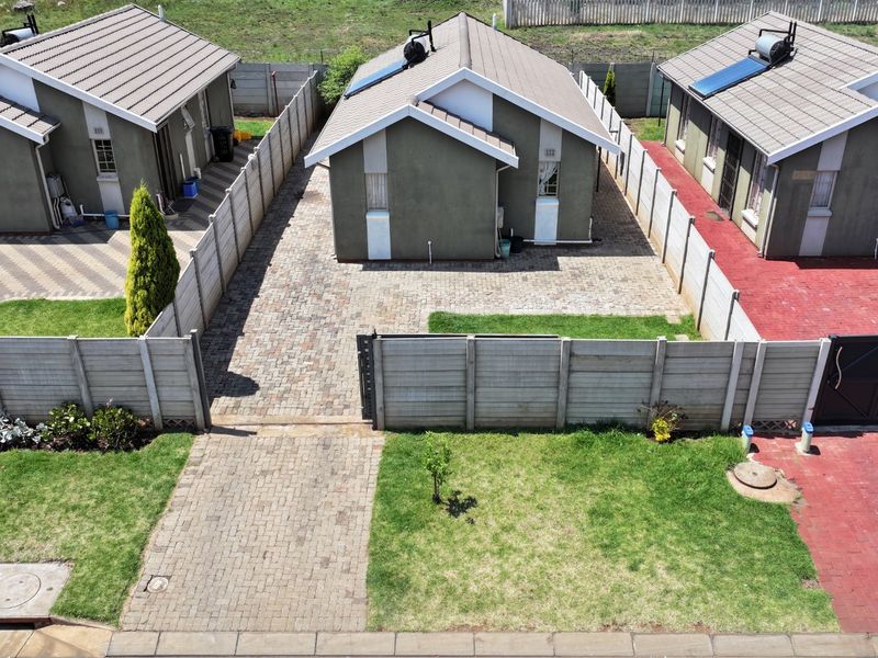 Spacious 3Bedroom House for Sale in Sky City - Photo 7