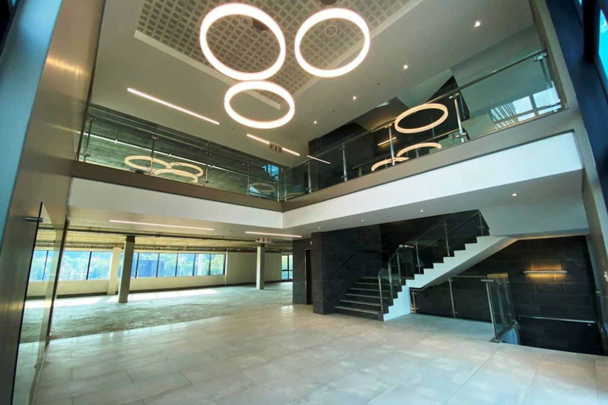 Iconic Corporate Headquarters in Melrose with M1 Visibility - Photo 4