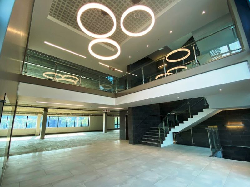 Iconic Corporate Headquarters in Melrose with M1 Visibility - Photo 4