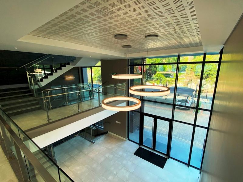 Iconic Corporate Headquarters in Melrose with M1 Visibility - Photo 7