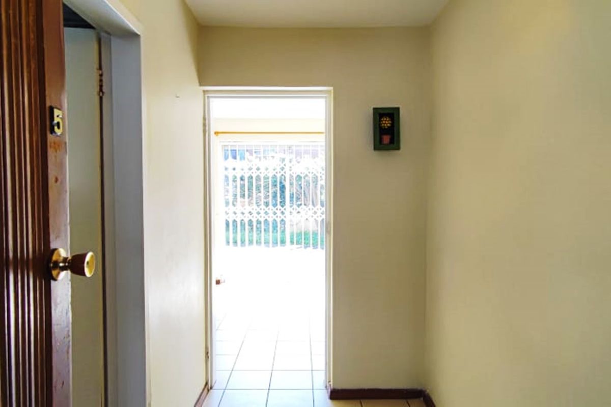 3-Bedroom Family Duplex for Sale in Pelham, Pietermaritzburg - Photo 4