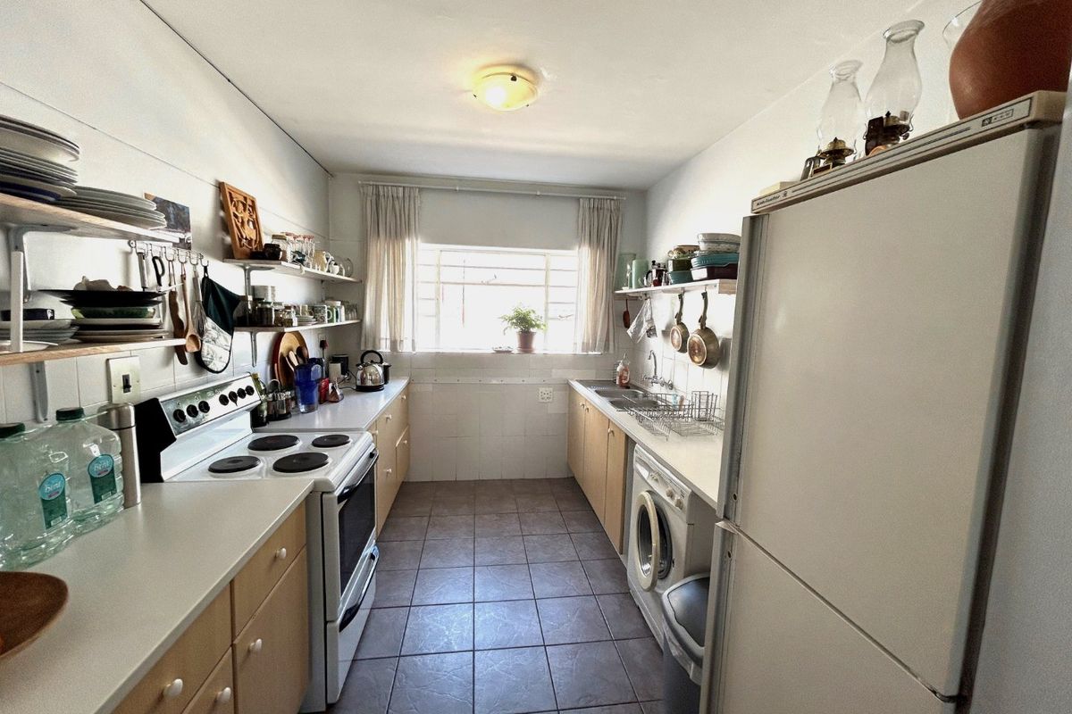 Charming Spacious 2 Bed 1.5 Bath for SALE in the Heart of Robindale. - Photo 5