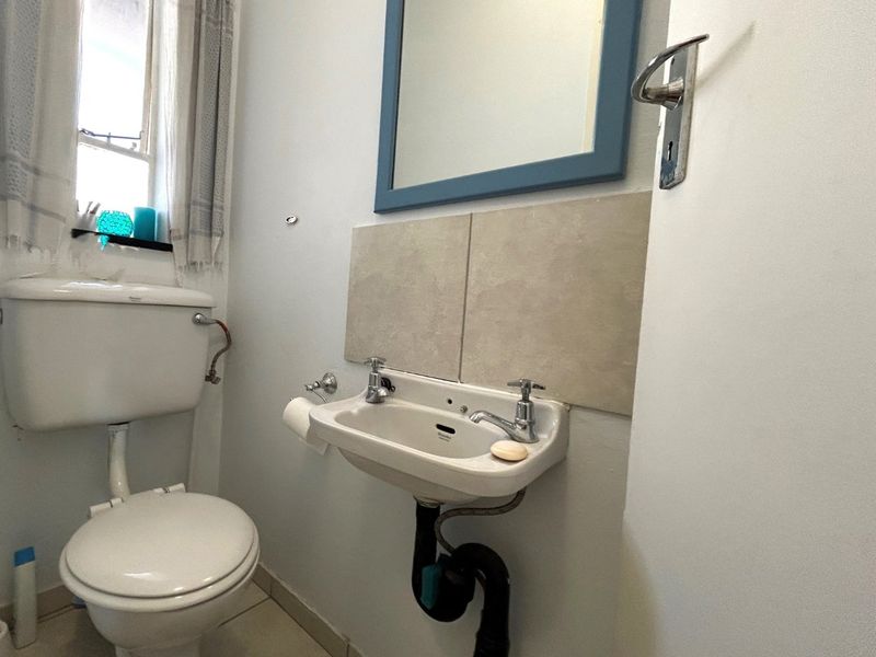 Charming Spacious 2 Bed 1.5 Bath for SALE in the Heart of Robindale. - Photo 9